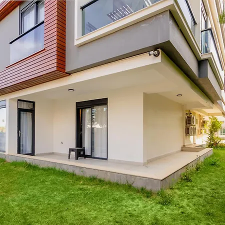 Modern Flat W Patio And Garden 5 Min To Lara Beach * Antália
